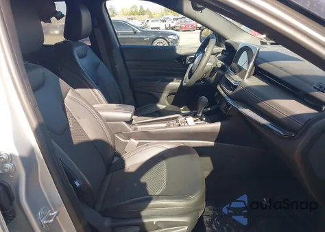 2024 Jeep Compass Latitude 4X4 из США, поврежденный, VIN 3C4NJDBN0RT159703